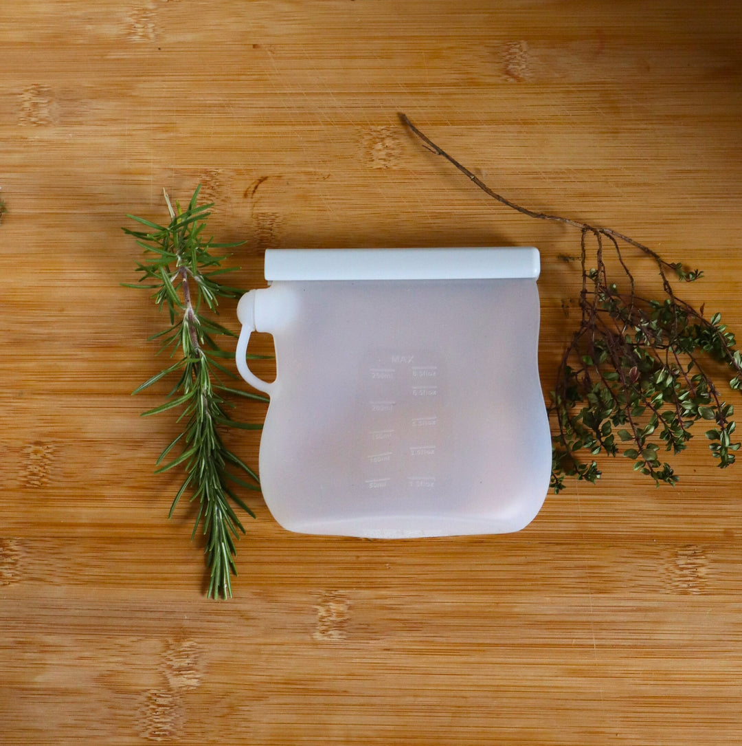 240ml  and 250ml Silicone Pouches - Eco Friendly Food/Milk Storage