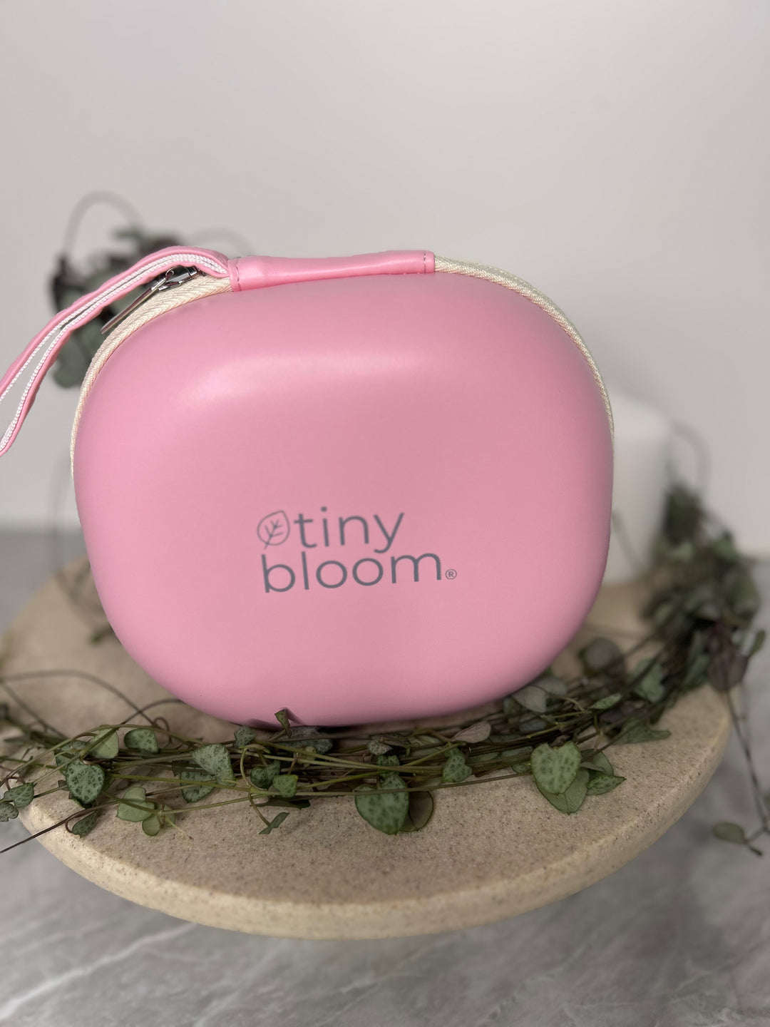 Tiny Bloom BLUETOOTH Wearable Breast Pump